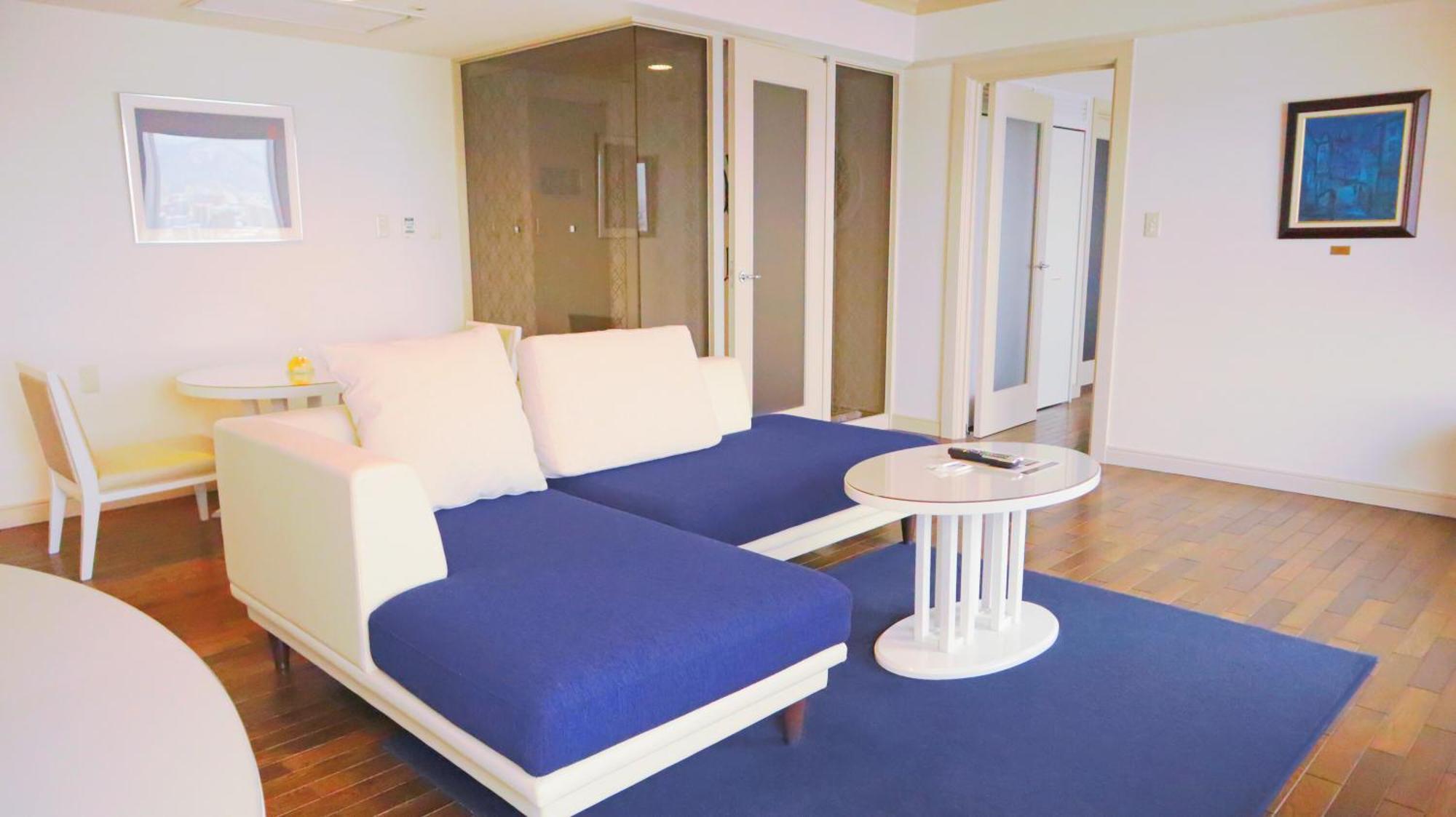프리미어호텔 나카지마공원 삿포로 삿포로 시 외부 사진 A living room in a serviced apartment in Hong Kong